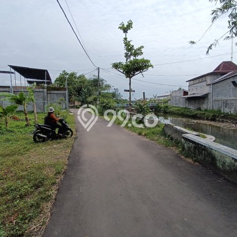 Tanah Strategis Dijual di Prambanan Klaten 428m2 Tanah Strategis Dijual di Prambanan Klaten 428m2