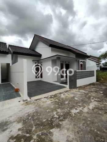 Rumah Dengan Harga Terbaik 3 Kamar Tidur Lokasi Prestisius di Kawasan Berkembang Sleman, Sleman Rumah Dengan Harga Terbaik 3 Kamar Tidur Lokasi Prestisius di Kawasan Berkembang Sleman, Sleman