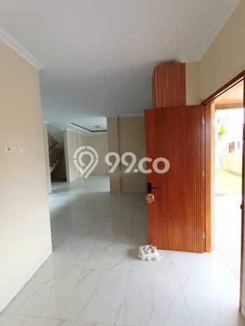 Rumah Strategis Modern Lb 165m2 di Ngaglik, Sleman Rumah Strategis Modern Lb 165m2 di Ngaglik, Sleman