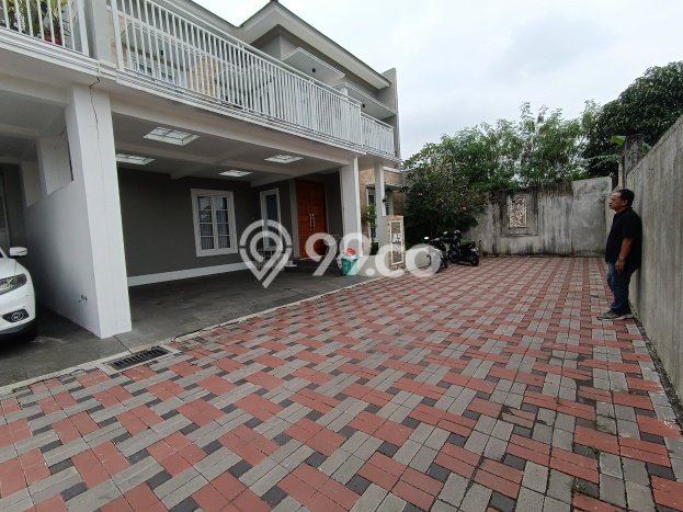 Rumah Eksklusif Dijual LT 184m2 di Depok, Sleman Rumah Eksklusif Dijual LT 184m2 di Depok, Sleman