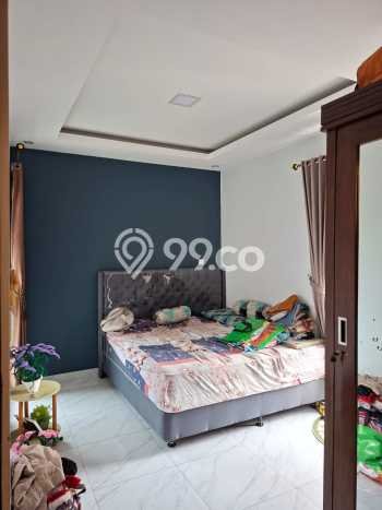 Jual Rumah Strategis Bagus Punya 4 KT di Ciracas Jakarta Timur SHM Jual Rumah Strategis Bagus Punya 4 KT di Ciracas Jakarta Timur SHM