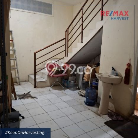 Ruko Dijual di Prime Area Jakarta Barat Luas 300m2 Ruko Dijual di Prime Area Jakarta Barat Luas 300m2