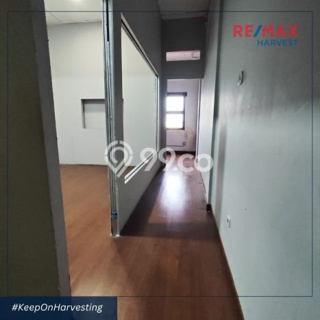 LOKASI STRATEGIS! Ruko di Kemanggisan, Luas 210m2m², Jalan Strategis LOKASI STRATEGIS! Ruko di Kemanggisan, Luas 210m2m², Jalan Strategis