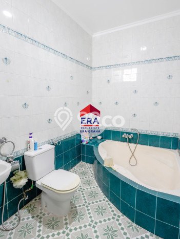 Hunian Mewah LB 370m2 Siap Pakai Desain Elegan di Grogol, Jakarta Barat Hunian Mewah LB 370m2 Siap Pakai Desain Elegan di Grogol, Jakarta Barat
