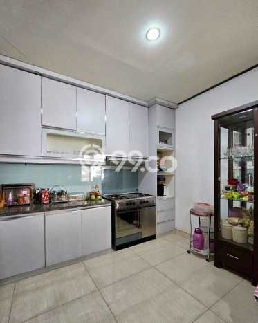 For Sale Rumah Elit Exclusive di Pesanggrahan, Jakarta Selatan For Sale Rumah Elit Exclusive di Pesanggrahan, Jakarta Selatan