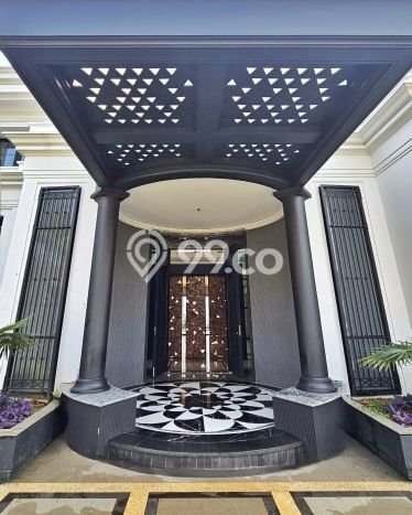 Rumah Luxury Modern Tanpa Renovasi di Pondok Indah Jakarta Selatan Rumah Luxury Modern Tanpa Renovasi di Pondok Indah Jakarta Selatan