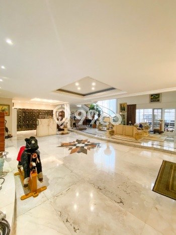 Rumah Luxury Modern Siap Huni di Mega Kuningan Jakarta Selatan Rumah Luxury Modern Siap Huni di Mega Kuningan Jakarta Selatan