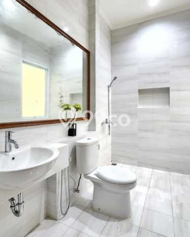 Dijual Rumah Luas Megah Dengan View Cantik di Pondok Indah, Jakarta Selatan Dijual Rumah Luas Megah Dengan View Cantik di Pondok Indah, Jakarta Selatan