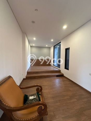 For Sale! Luxury House LT 187m2 Desain Modern di Lebak Bulus For Sale! Luxury House LT 187m2 Desain Modern di Lebak Bulus