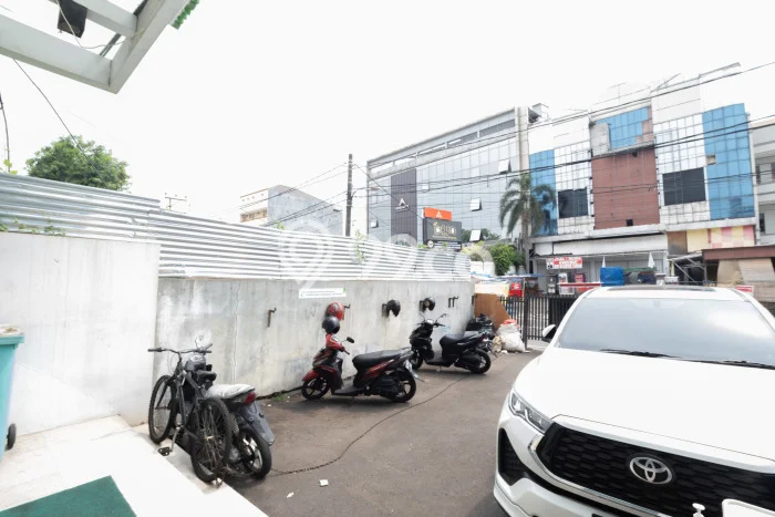 Kost Lengkap Strategis di Kebon Jeruk Full Furnished Kost Lengkap Strategis di Kebon Jeruk Full Furnished