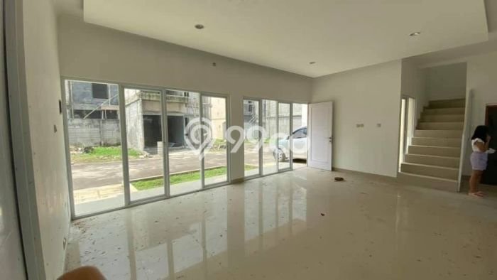 Dijual Rumah Strategis Bagus Punya 5 KT di Cisauk Tangerang SHM Dijual Rumah Strategis Bagus Punya 5 KT di Cisauk Tangerang SHM