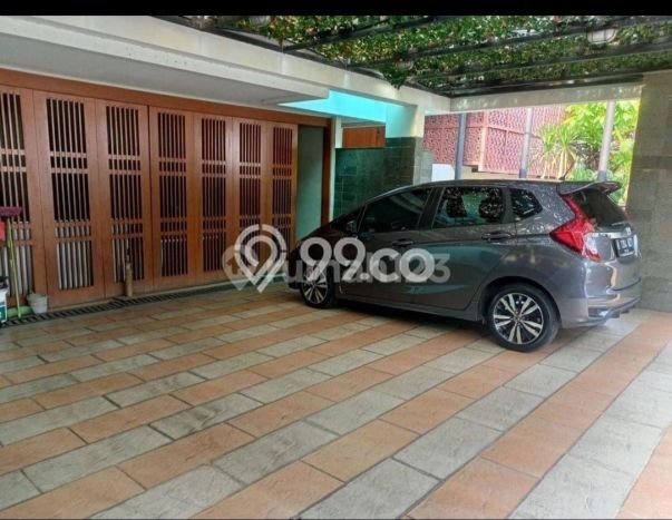 Rumah Luxury Modern Siap Huni di Bintaro Tangerang Selatan Rumah Luxury Modern Siap Huni di Bintaro Tangerang Selatan