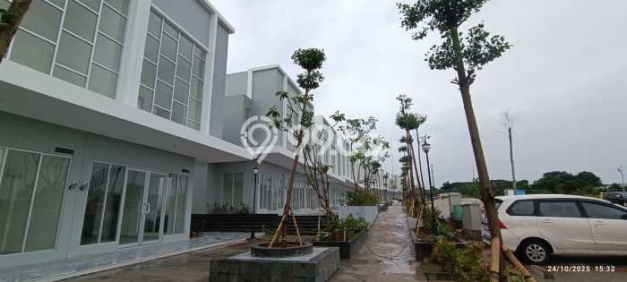 Ruko untuk disewa di Tenjo punya LT 83m2 & LB 93m2 harga sewa kompetitif Ruko untuk disewa di Tenjo punya LT 83m2 & LB 93m2 harga sewa kompetitif
