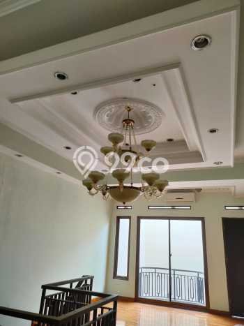 Rumah Luas Asri 4 KT Siap Pakai di Cikupa Citra Raya Tangerang Rumah Luas Asri 4 KT Siap Pakai di Cikupa Citra Raya Tangerang