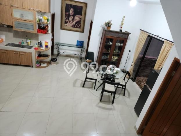 Rumah Mewah LB 340m2 Siap Huni Desain Elegan di Pondok Indah, Jakarta Selatan Rumah Mewah LB 340m2 Siap Huni Desain Elegan di Pondok Indah, Jakarta Selatan