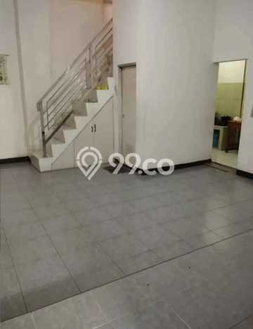 Rumah Strategis Modern Lb 140m2 di Tambaksari, Surabaya Rumah Strategis Modern Lb 140m2 di Tambaksari, Surabaya