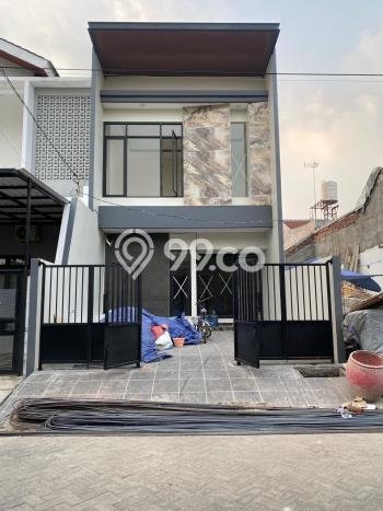 Hunian Cantik Modern Lb 120m2 di Rungkut, Surabaya Hunian Cantik Modern Lb 120m2 di Rungkut, Surabaya
