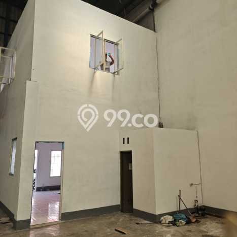 LOKASI STRATEGIS! Gudang di Kenjeran, Luas 230m², Kawasan Berkembang, Siap Operasional LOKASI STRATEGIS! Gudang di Kenjeran, Luas 230m², Kawasan Berkembang, Siap Operasional