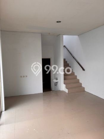 HUNIAN EKSKLUSIF! Rumah di Lakarsantri, 3 KM, Konsep Modern, Luas 144m2m² LB 145m2m² HUNIAN EKSKLUSIF! Rumah di Lakarsantri, 3 KM, Konsep Modern, Luas 144m2m² LB 145m2m²