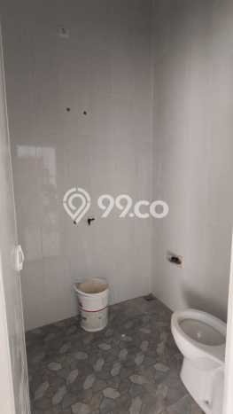 Rumah Strategis Modern Lb 250m2 di Pondok Tjandra, Sidoarjo Rumah Strategis Modern Lb 250m2 di Pondok Tjandra, Sidoarjo