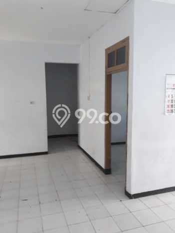 For Sale Rumah 2 Kamar Lokasi Ideal Nyaman dan Strategis di Dukuh Pakis For Sale Rumah 2 Kamar Lokasi Ideal Nyaman dan Strategis di Dukuh Pakis