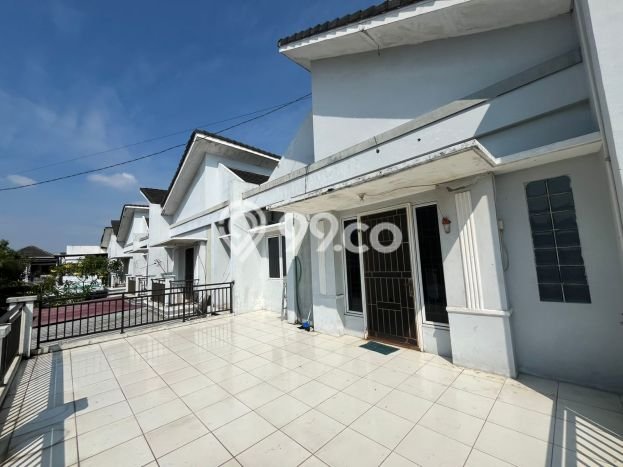 Rumah Strategis Modern Lb 168m2 di Sepatan, Tangerang Rumah Strategis Modern Lb 168m2 di Sepatan, Tangerang