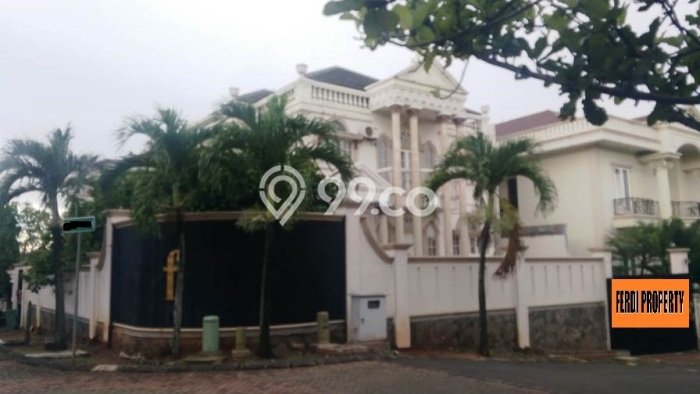 Ready to Use! Premium House LT 500m2 Desain Elegan di Citra Grand Ready to Use! Premium House LT 500m2 Desain Elegan di Citra Grand
