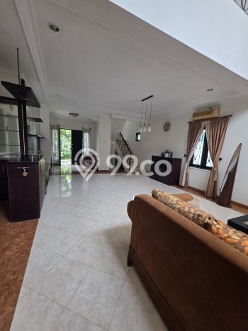 Rumah sewa siap pakai 5 Kamar Tidur di Raffles Hills, Jakarta Timur Rumah sewa siap pakai 5 Kamar Tidur di Raffles Hills, Jakarta Timur