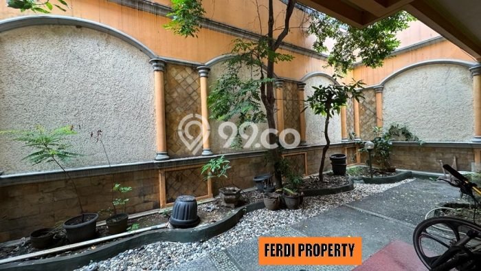 Hunian Mewah LB 237m2 Siap Pakai Desain Elegan di Pondok Bambu, Jakarta Timur Hunian Mewah LB 237m2 Siap Pakai Desain Elegan di Pondok Bambu, Jakarta Timur