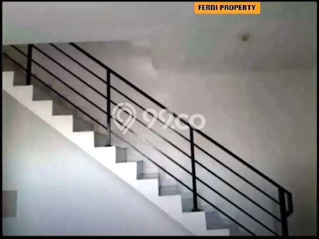 Rumah Luas Asri 4 KT Siap Pakai di Citra Grand Jakarta Timur Rumah Luas Asri 4 KT Siap Pakai di Citra Grand Jakarta Timur