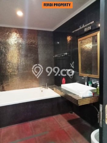 Hunian Elit LB 198m2 Siap Huni Desain Elegan di Pejaten, Jakarta Selatan Hunian Elit LB 198m2 Siap Huni Desain Elegan di Pejaten, Jakarta Selatan