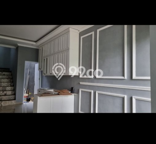 Rumah Mewah dengan Luas Tanah 50m² di Lingkungan Asri Cibubur, Depok Rumah Mewah dengan Luas Tanah 50m² di Lingkungan Asri Cibubur, Depok