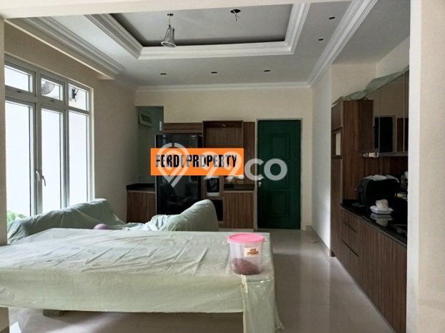 Dijual Rumah Mewah Elegan Dengan View Cantik di Citra Grand, Jakarta Timur Dijual Rumah Mewah Elegan Dengan View Cantik di Citra Grand, Jakarta Timur