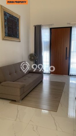 Dijual Hunian Rumah Nyaman 2 KT di Legenda Wisata, Jakarta Timur Dijual Hunian Rumah Nyaman 2 KT di Legenda Wisata, Jakarta Timur