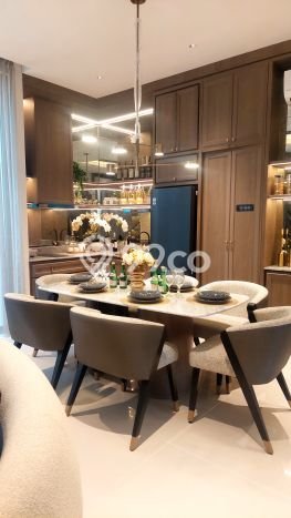 Dijual Rumah Luas Elegan Dengan View Eksklusif di Kota Wisata, Jakarta Timur Dijual Rumah Luas Elegan Dengan View Eksklusif di Kota Wisata, Jakarta Timur