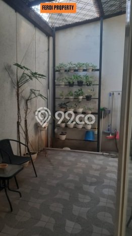 Dijual Rumah Modern 4 KT di Kota Wisata, Jakarta Timur Dijual Rumah Modern 4 KT di Kota Wisata, Jakarta Timur