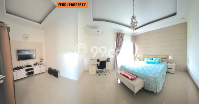 Rumah Mewah LB 250m2 Siap Huni Desain Elegan di Citra Grand, Jakarta Timur Rumah Mewah LB 250m2 Siap Huni Desain Elegan di Citra Grand, Jakarta Timur