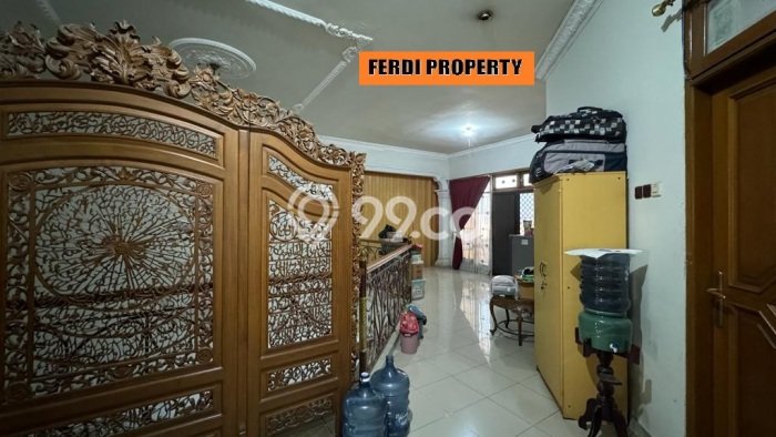 Hunian Mewah LB 237m2 Siap Pakai Desain Elegan di Pondok Bambu, Jakarta Timur Hunian Mewah LB 237m2 Siap Pakai Desain Elegan di Pondok Bambu, Jakarta Timur