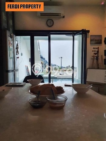 Dijual Rumah Mewah Elegan Dengan View Eksklusif di Citra Grand, Jakarta Timur Dijual Rumah Mewah Elegan Dengan View Eksklusif di Citra Grand, Jakarta Timur