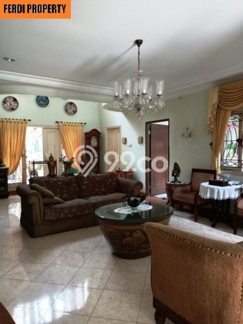 Rumah Mewah LB 292m2 Siap Huni Desain Elegan di Raffles Hills, Jakarta Timur Rumah Mewah LB 292m2 Siap Huni Desain Elegan di Raffles Hills, Jakarta Timur