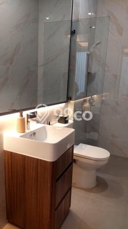 Dijual Rumah Luas Elegan Dengan View Eksklusif di Kota Wisata, Jakarta Timur Dijual Rumah Luas Elegan Dengan View Eksklusif di Kota Wisata, Jakarta Timur