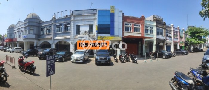 Ruko Dijual di Prime Area Jakarta Timur Luas 225m2 Ruko Dijual di Prime Area Jakarta Timur Luas 225m2