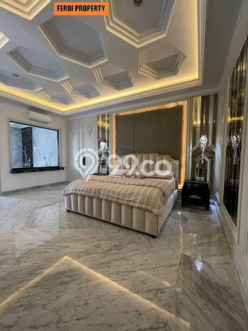 Rumah Mewah LB 1200m2 Siap Pakai Desain Elegan di Citra Grand, Jakarta Timur Rumah Mewah LB 1200m2 Siap Pakai Desain Elegan di Citra Grand, Jakarta Timur