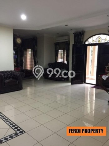 Hunian Mewah LB 260m2 Siap Huni Desain Elegan di Citra Grand, Jakarta Timur Hunian Mewah LB 260m2 Siap Huni Desain Elegan di Citra Grand, Jakarta Timur