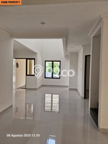 Rumah Minimalis 4 KT LT 144m2 di Kota Wisata Rumah Minimalis 4 KT LT 144m2 di Kota Wisata