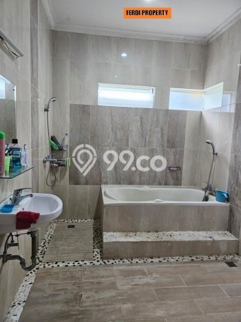 Rumah Elit LB 300m2 Siap Pakai Desain Elegan di Citra Grand, Jakarta Timur Rumah Elit LB 300m2 Siap Pakai Desain Elegan di Citra Grand, Jakarta Timur