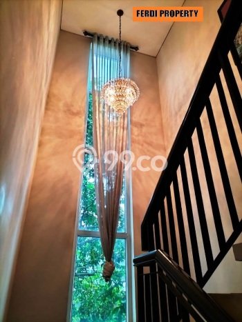 Hunian Elit LB 240m2 Siap Pakai Desain Elegan di Raffles Hills, Jakarta Timur Hunian Elit LB 240m2 Siap Pakai Desain Elegan di Raffles Hills, Jakarta Timur