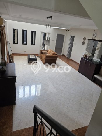 Rumah sewa siap pakai 5 Kamar Tidur di Raffles Hills, Jakarta Timur Rumah sewa siap pakai 5 Kamar Tidur di Raffles Hills, Jakarta Timur