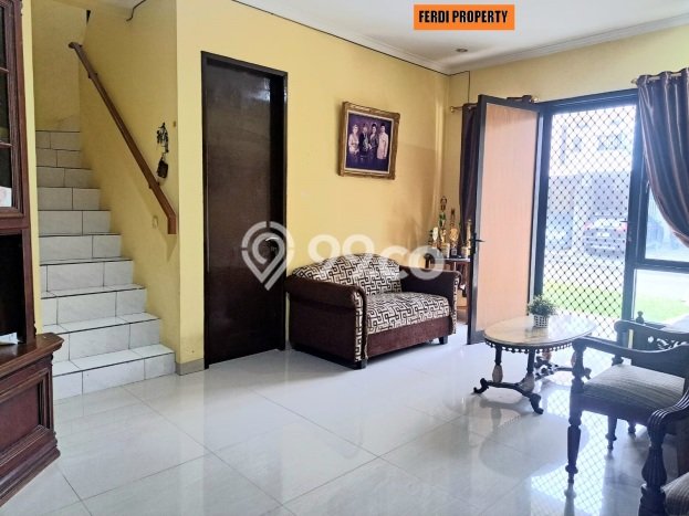 For Sale Hunian Rumah Nyaman 4 Kamar di Legenda Wisata, Jakarta Timur For Sale Hunian Rumah Nyaman 4 Kamar di Legenda Wisata, Jakarta Timur