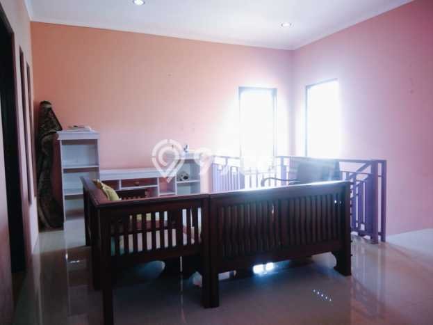 Rumah Nyaman area Kiaracondong, Bandung, Luas 91m2m² Bangunan 125m2m² Rumah Nyaman area Kiaracondong, Bandung, Luas 91m2m² Bangunan 125m2m²